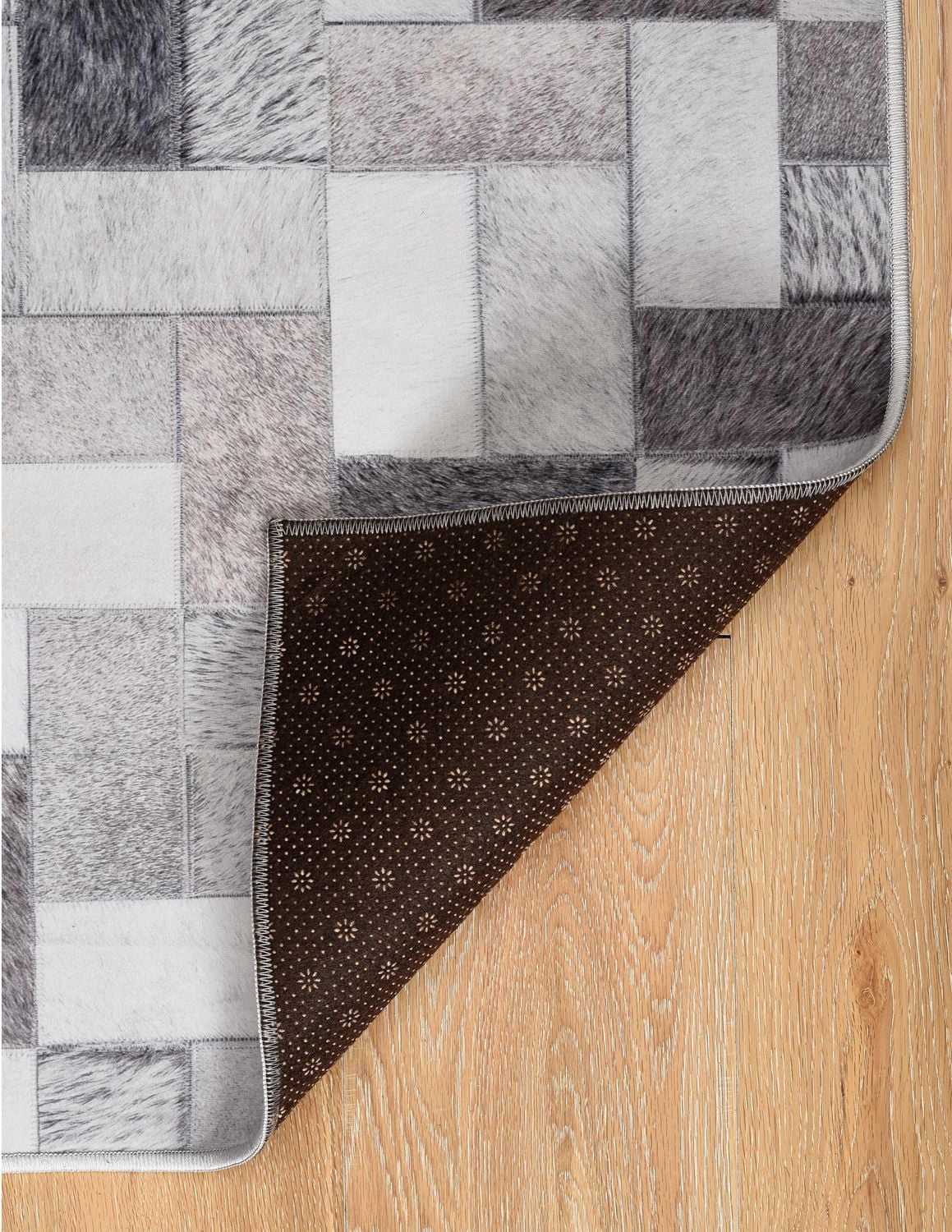 Tapis Laredo Burke gris & ivoire 6 pi 7 po x 9 pi 7 po