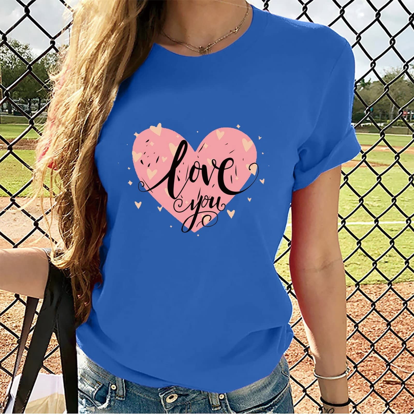 TIMIFIS T-Shirts pour Femmes de la Saint-Valentin Été Décontracté Manches Courtes Col Rond T-Shirts Mode T-Shirt Imprimé Cœur d'Amour
