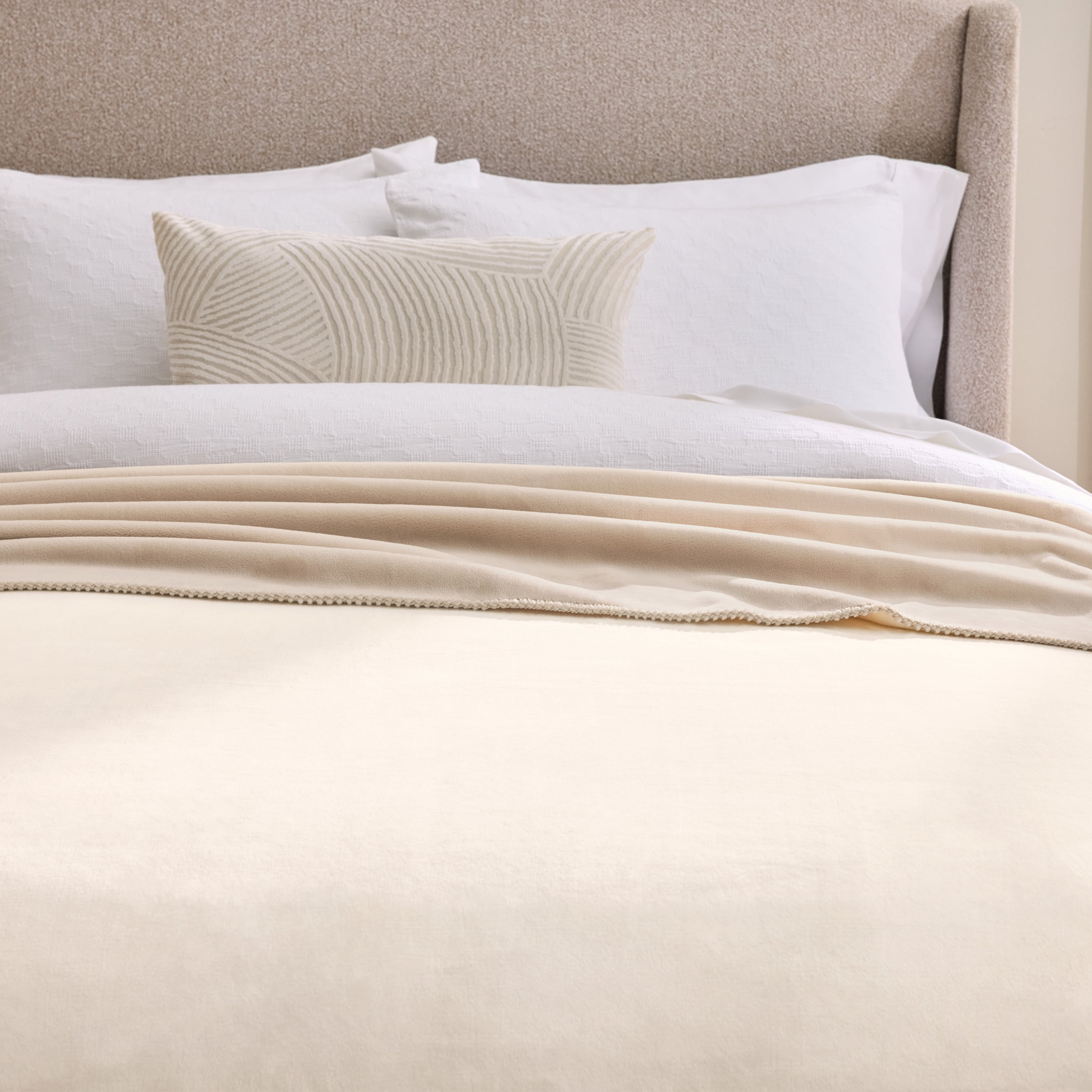 Better Homes & Gardens Bonded Plush Blanket, Beige, King