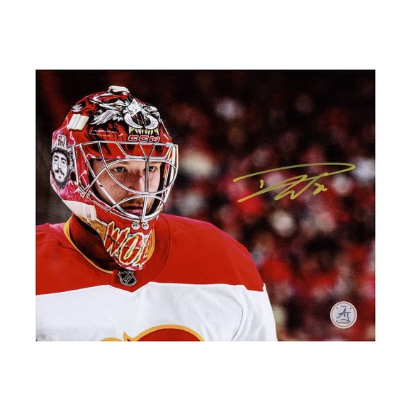 Dustin Wolf Masque de Gardien des Flames de Calgary Signé Profil Photo 8x10