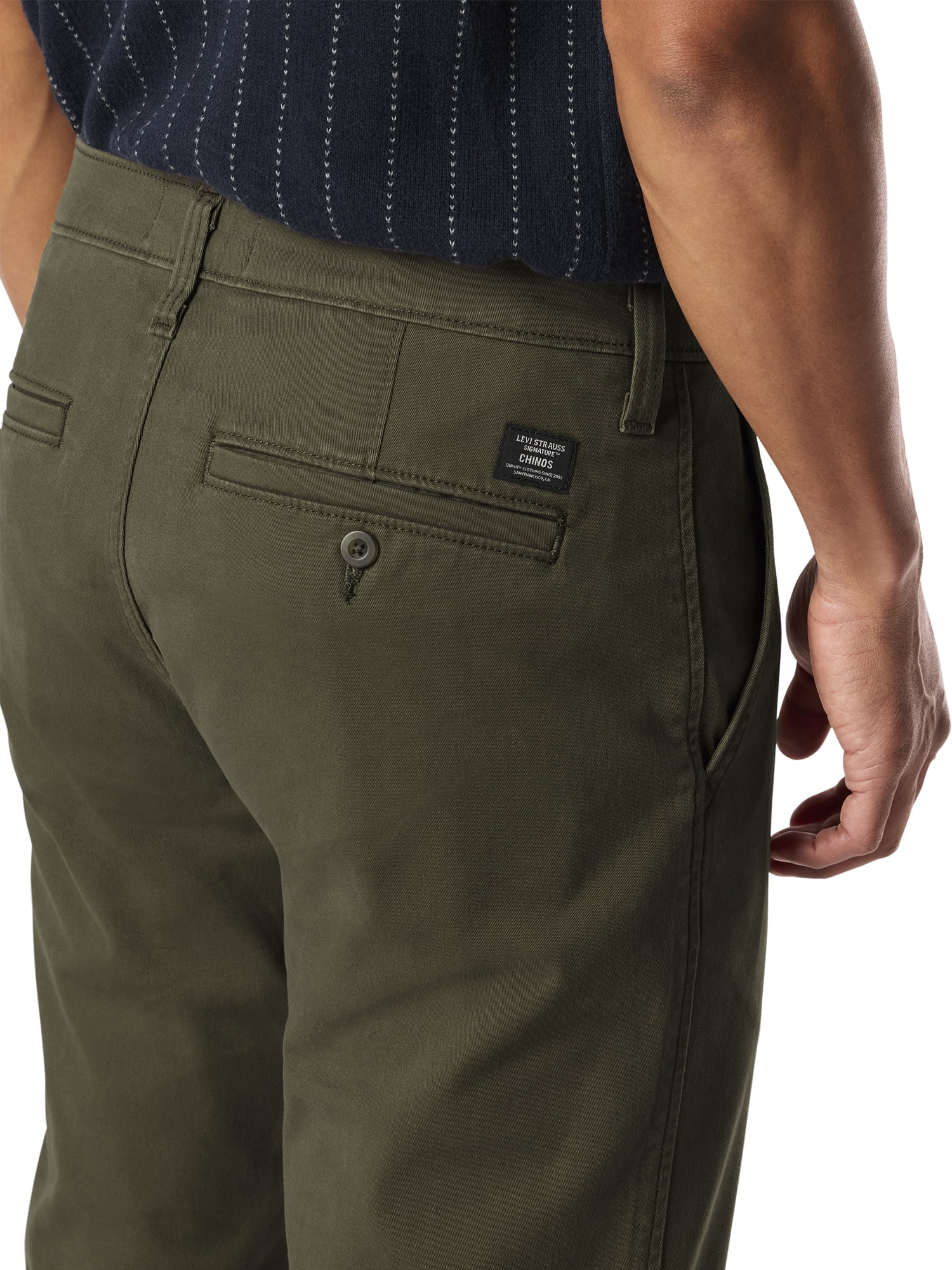 Levi Strauss Signature™ Men's Essential Straight Chinos