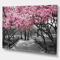 thumbnail image 3 of Designart Fleurs de cerisier Art mural sur toile, 3 of 4