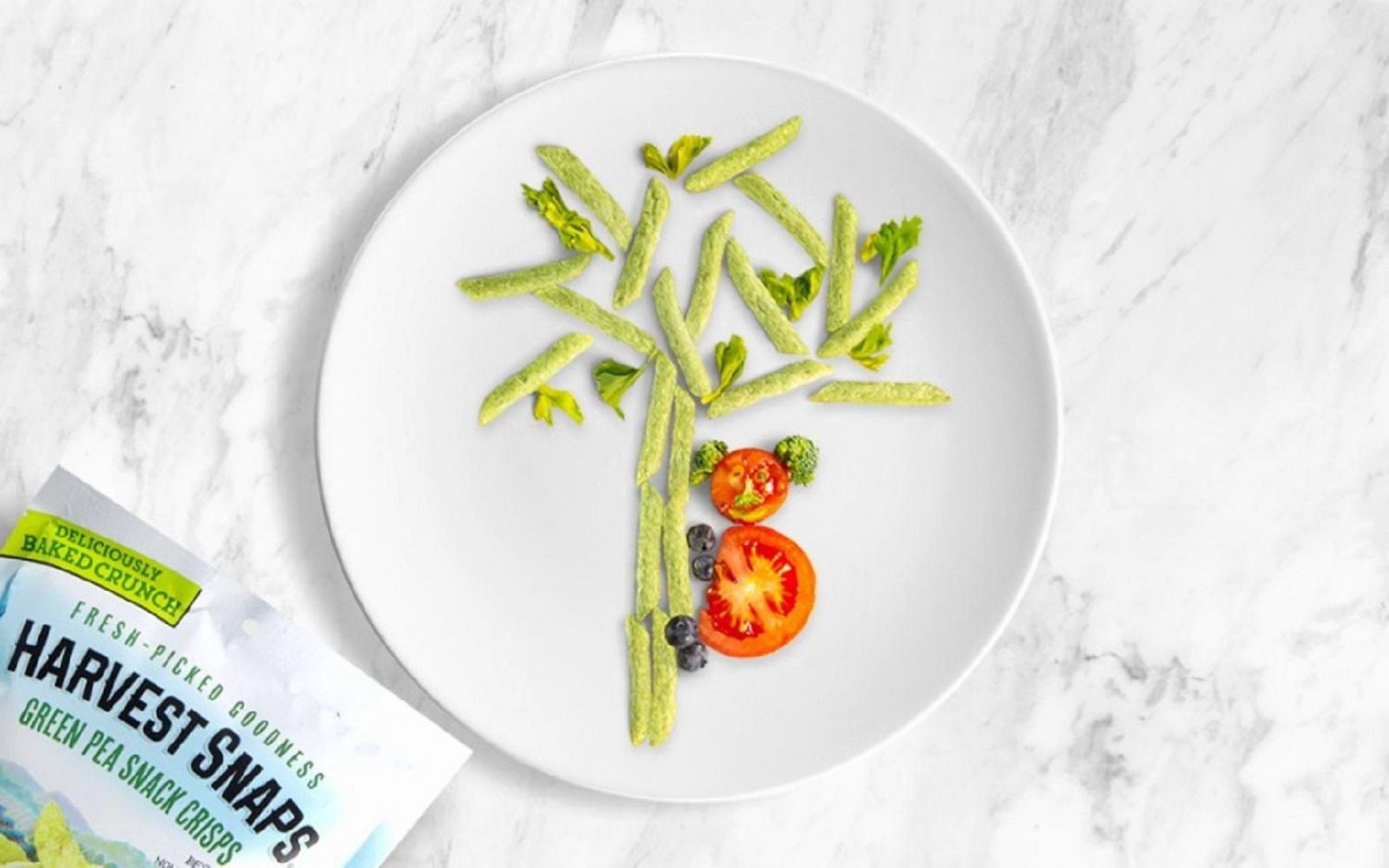 Calbee Harvest Snaps Snapea Crisps Black Pepper Gluten Free Baked
