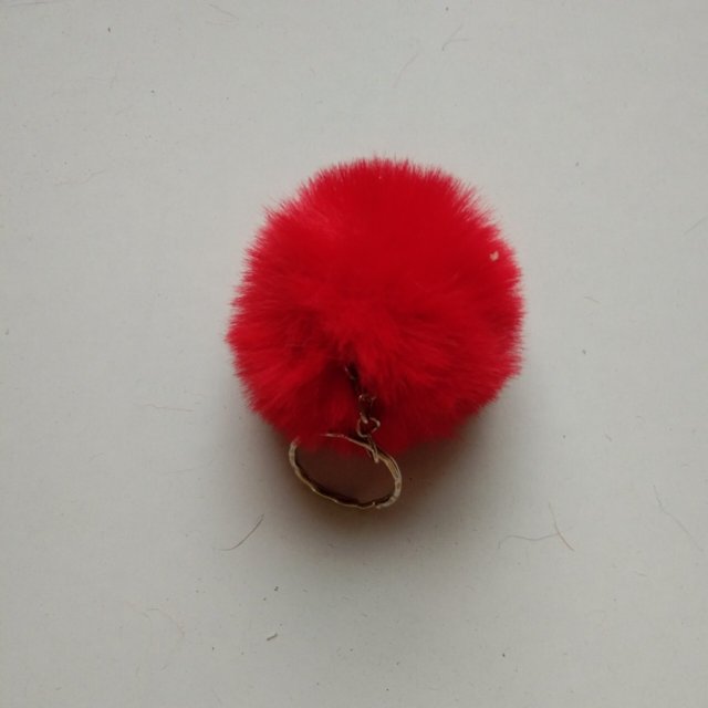 facefd Fuzzy Ball Keychain Supple Comfortable Lovely Key Rings Adorable Practical Key Chains Women for Children Adults Elderly Students Red 6cm