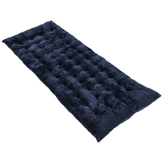 Costway Matelas de Couchage pour Lit de Camp en Velours Cristal, Extérieur, Léger, pour la Randonnée, Bleu Marine, Vue Orientée vers l'Avant d'Un Lit de Camp Bleu Marine 75 Pouces x 27.5 Pouces x 3 Pouces avec une surface en Velours Cristal Respirante et un Poil Doux et visible; Matelas Rectangulaire Rembourré avec Bords Cousus et Quatre Sangles Élastiques aux Coins pour Se Fixer à un Lit de Camp Pliant; Matelas de Camping Léger, Pliable et portable, Convenant à l'Utilisation en Tente, aux Pique-Niques Ou aux Siestes au Bureau.