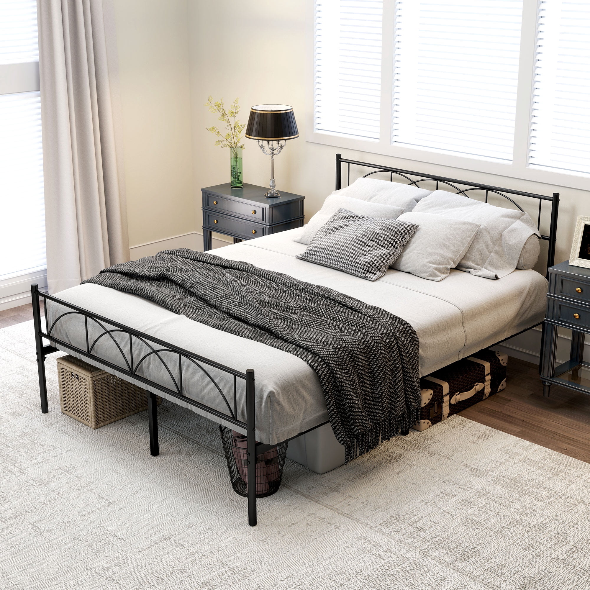 HOMCOM Full Bed Frame Metal Platform Bed Frame with Headboard Steel Slat