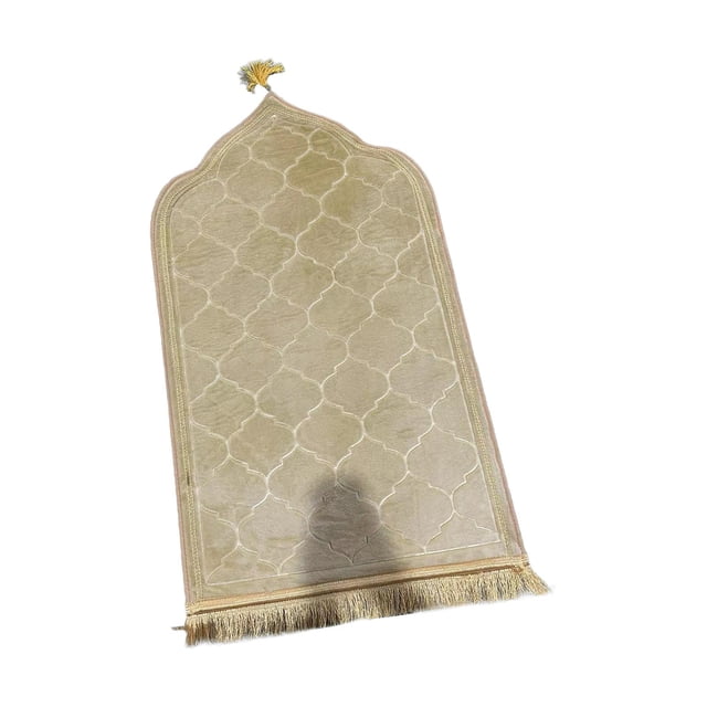 Tnarru Islamic Muslim Prayer Rug in khaki color, made of durable flannel material with a soft texture. The rug features an elegant embossed floral pattern and a pointed arch design, measuring 65cm x 115cm (25.59 inches x 45.28 inches). It includes decorative fringe tassels at the bottom and a lightweight, portable design suitable for home, travel, or gifting during Ramadan or special occasions.