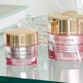 thumbnail image 2 of Estée Lauder Resilience Crème pour les Yeux Multi-Effet aux Trois Peptides, 2 of 2