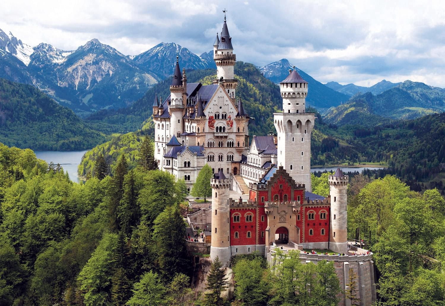 Buffalo Games Le puzzle Neuschwanstein Castle, Bavaria, en 2000 pièces