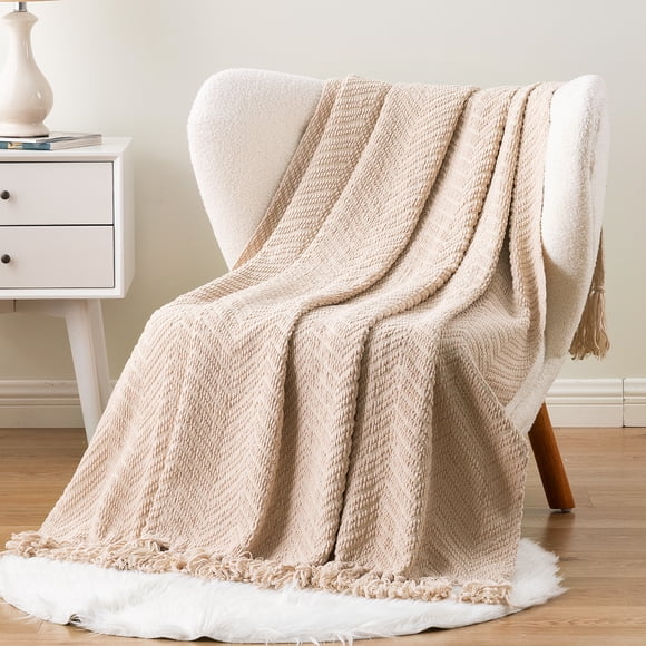 Battilo Couverture Jetée Beige pour Canapé, Jeté Tricoté à Chevrons 50 Pieds' x 60 Pieds', Super Doux, Confortable et Chaud pour Salon, Chaise, Lit, Sofa, Déco Maison