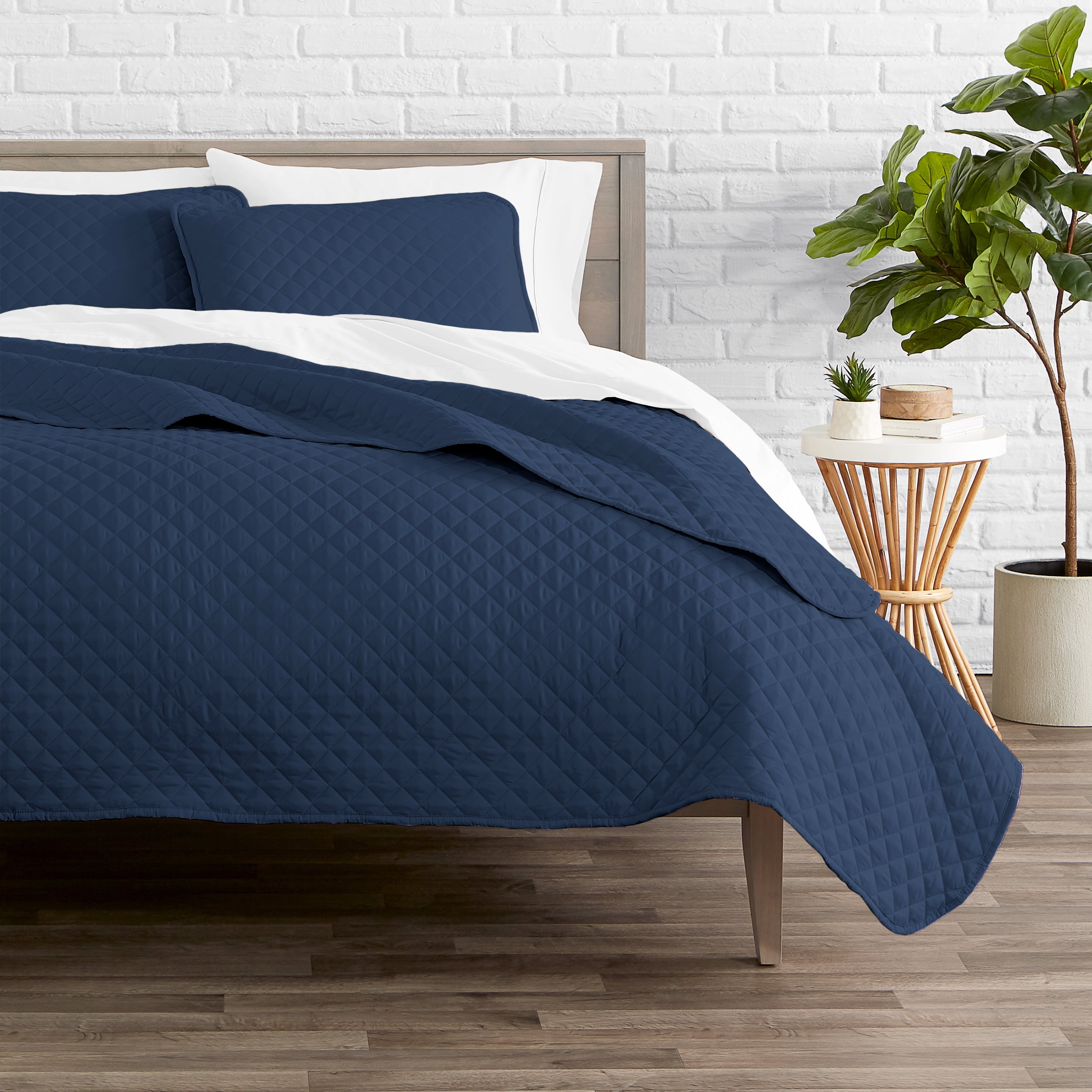 Bare Home Quilt Set - 3 Piece - Diamond Stitched Bedspread Coverlet - Full/Queen, Dark Blue