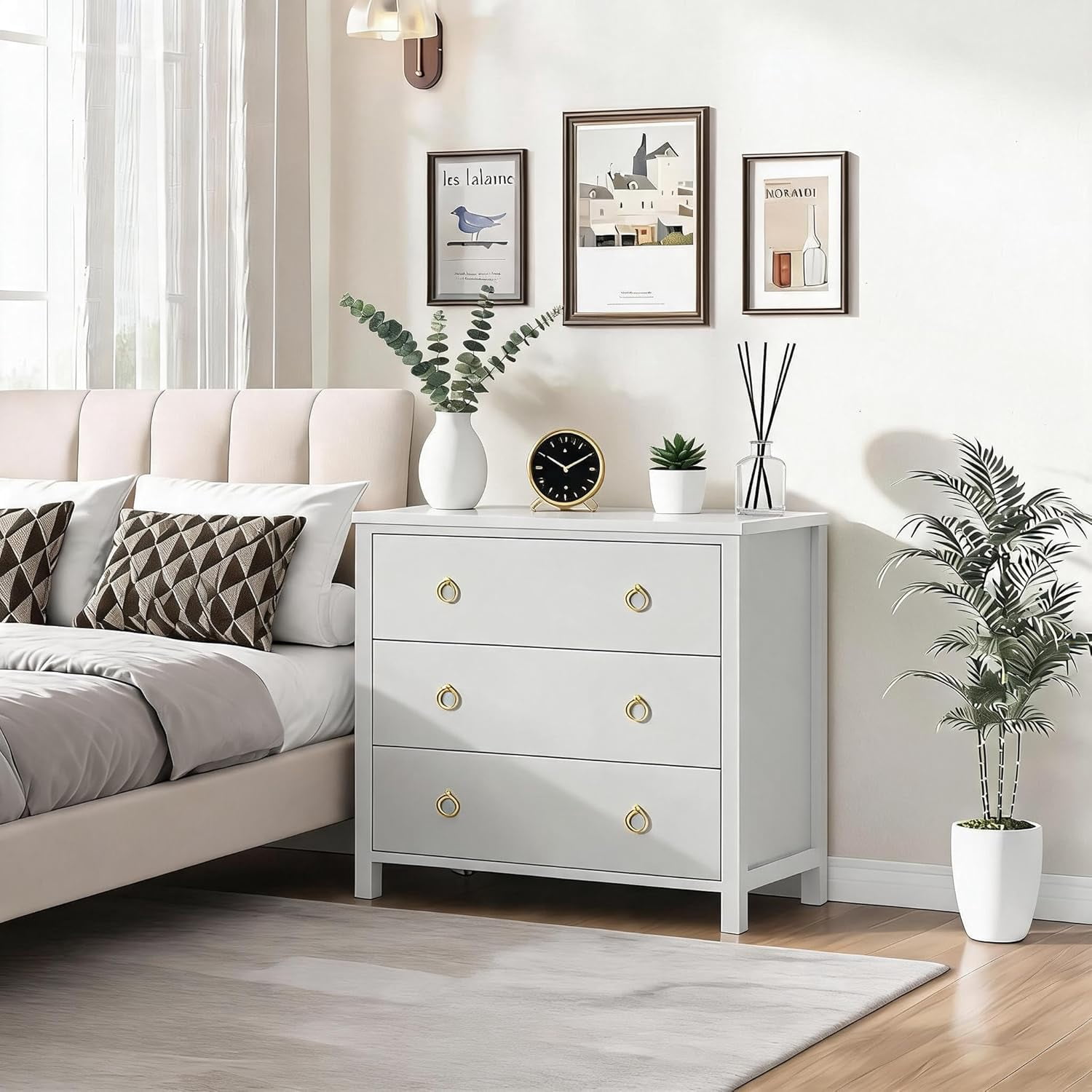 3 Drawer Dresser for Bedroom, Wood Storage Cabinet with Large Drawers, Chest of Drawers for Living Room, Closet and Entryway,White