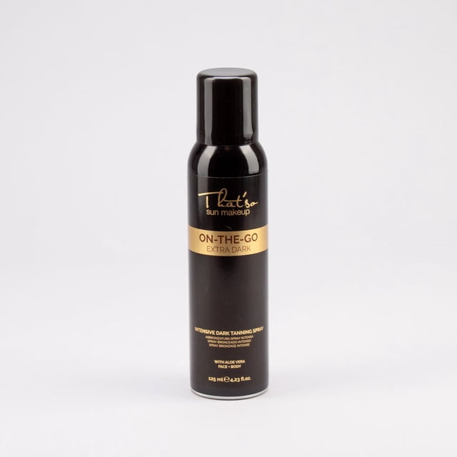 THAT'SO ON THE GO - Vaporisateur Bronzant EXTRA Foncé 125 ml en Bouteille Noire avec accents Dorés, Idéal pour un Bronzage Instantané du Visage et du Cou. Contient 10 % de DHA pour un Bronzage Doré Très intense Durant jusqu'à 5 Jours. Enrichi d'Extrait de Canne à Sucre, d'Aloès et de Matrixyl pour l'Hydratation et des Bienfaits Anti-âge.