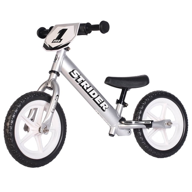 Strider 12 Pro Vélo d'Équilibre Réglable pour Tout-Petits et Enfants Sans Pédales, Argent