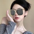 thumbnail image 2 of Lunettes de Soleil Tendance Lunettes de Protection Solaire Femmes Polyvalentes Élégantes Lunettes de Soleil Lunettes de Conduite pour Voyages d'Automne Randonnée Plein Air Camping Jaune, 2 of 8