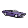 thumbnail image 2 of Maisto 1:24 Diecast Special Edition Vehicle Collection - 1970 Dodge Challenger R/T Convertible, 2 of 4