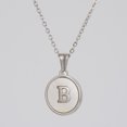 thumbnail image 1 of Colliers, Collier Lettre Coquille Mignonne pour Filles, Pendentifs Pièce pour Filles en Acier Inoxydable Colliers Initiale pour Femmes Bijoux Rond, 1 of 7