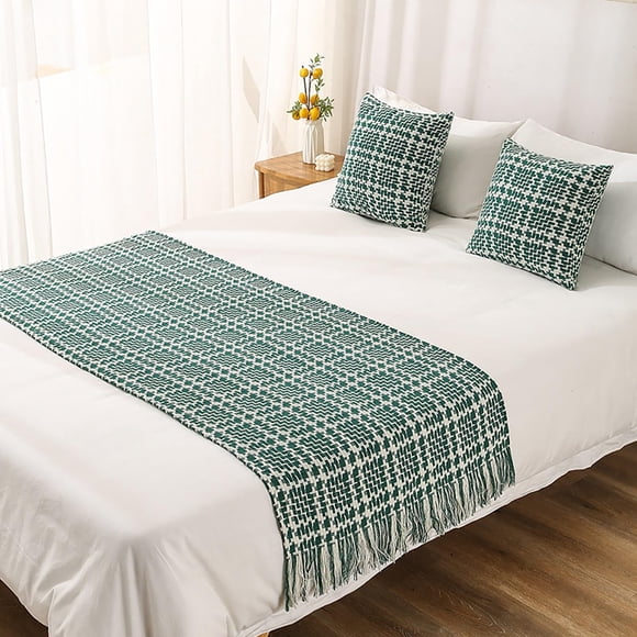 Yokqexz Solid Color Knit Bed Runners, Bed Runner Super King Size Bed Scarves Bed Cover Protection Bedspreads for Hotel Bedroom(Green,45x45cm Pillowcases)
