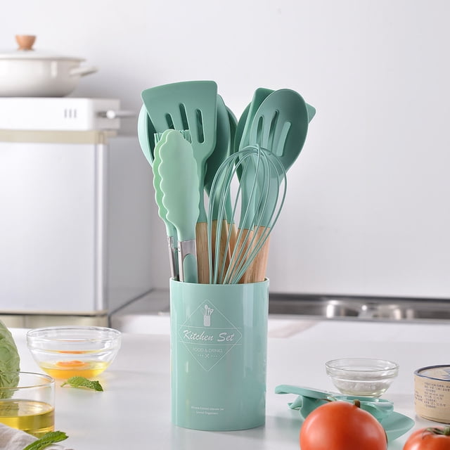 Wooden Handle Silicone Kitchenware Set 12 Piece Round Barrel Set Non Stick Pot Cooking Spoon Kitchen Tools