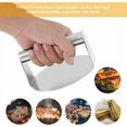 thumbnail image 3 of Presse à Hamburger, Presse à Viande Robuste 5,51 Po en Acier Inoxydable Antiadhésive Presse à Hamburger Version Améliorée Presse Ronde à Bacon Presse à Viande pour Panini Grillade Steak Burger, 3 of 5