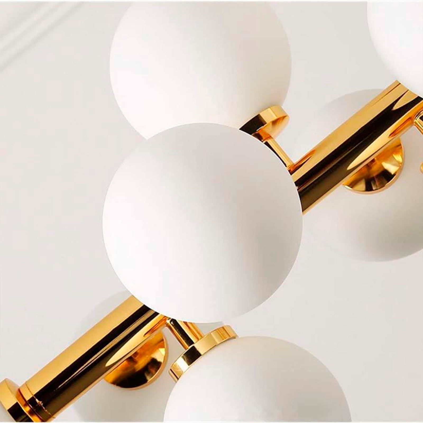 Heavenly Collections | Lustre Linéaire Moderne Multi-Lumières (16 lumières) - Suspension Or Brossé Style Mid-Century - Plafonnier Contemporain avec Sphères en Verre Opale