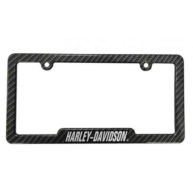 Cadre de Plaque d'Immatriculation Aspect Fibre de Carbone Harley-Davidson, Accessoire Automobile sous Licence Officielle avec construction Métallique durable et Apparence en Fibre de Carbone Tranchante. Convient à Toutes les Plaques d'Immatriculation standard et Comprend des Trous Pré-Percés pour une installation Facile.