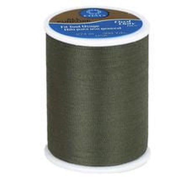 Coats & ClarkTM Fil Tout Usage 100 % Polyester, Bobine de 300 Yards en Vert olive Foncé, Fil de Polyester corespun de Poids Moyen pour Coutures Durables sur Tissus Tissés Ou Tricotés, Convient à la Couture à la machine Ou à la Main, Montré en Face sur une Bobine Blanche avec une Étiquette Bleu et Blanc.