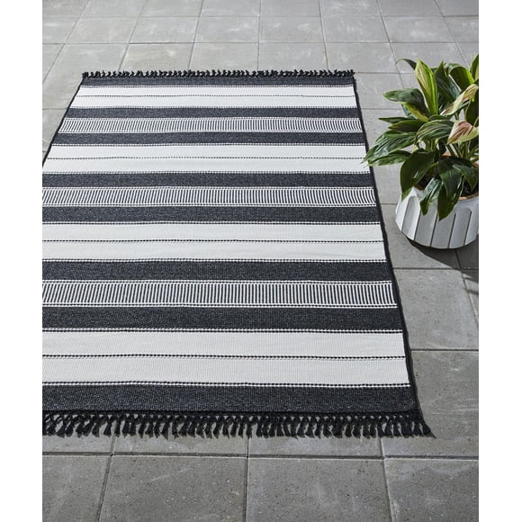Better Homes & Gardens 7' x 10' Black and White Striped Outdoor Rug - Polypropylene/Polyester