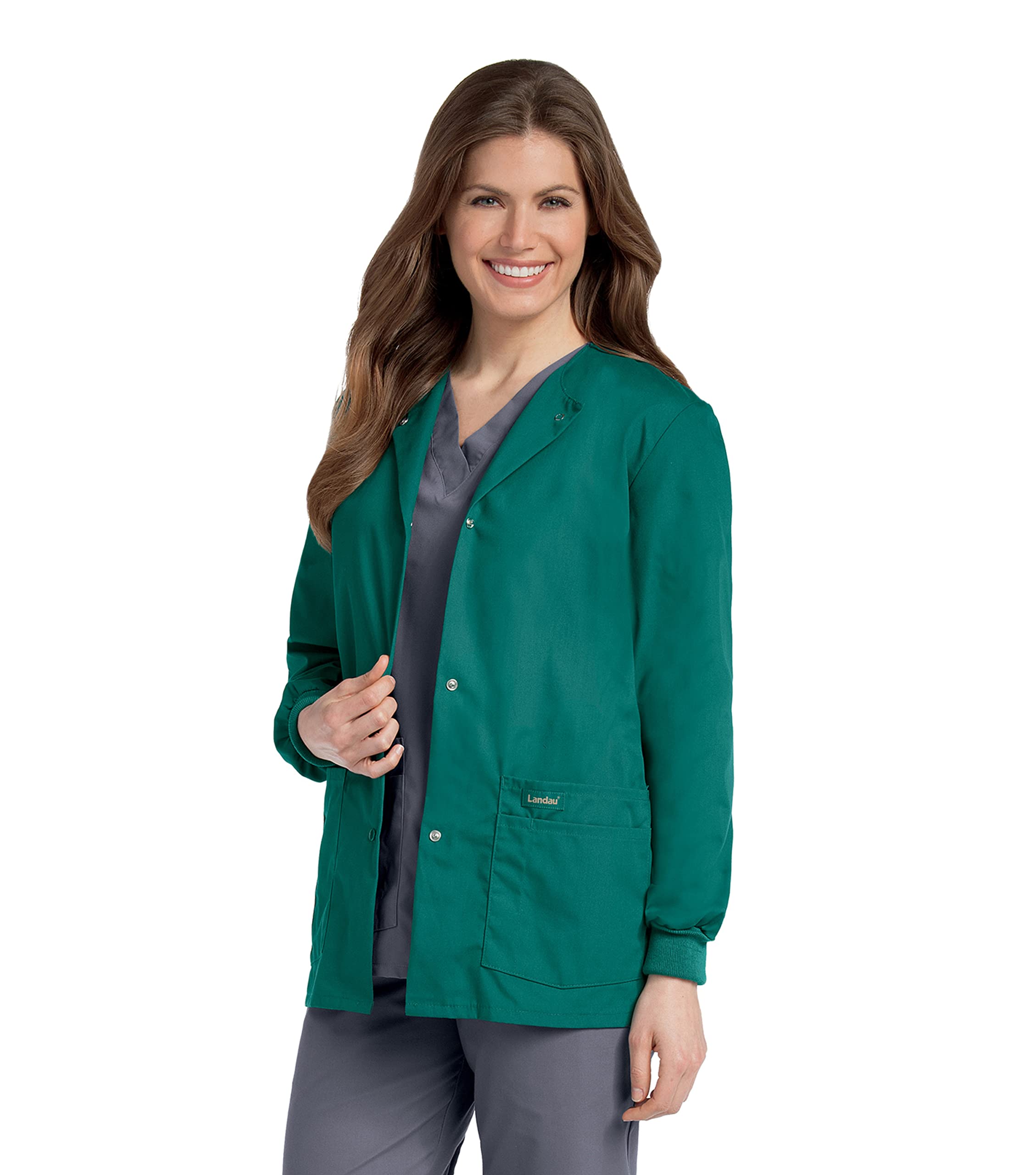 Landau Essentials Veste d'Uniforme à 4 Poches pour Femmes : Coupe Classique et Décontractée, Col Ras du Cou, devant à Boutons-Pression et Poignets en Tricot 7525
