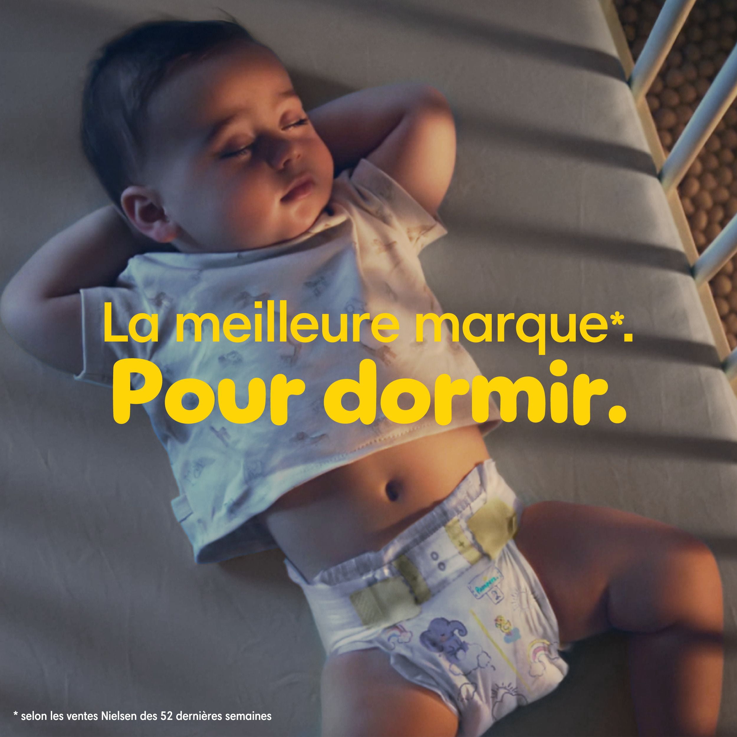 Pampers Swaddlers Couches, Taille 0 (jusqu'à 10 lbs), Absorbantes, Garde Bébé au Sec et Confortable, Couche pour Bébé Jetable Sécuritaire pour la Peau