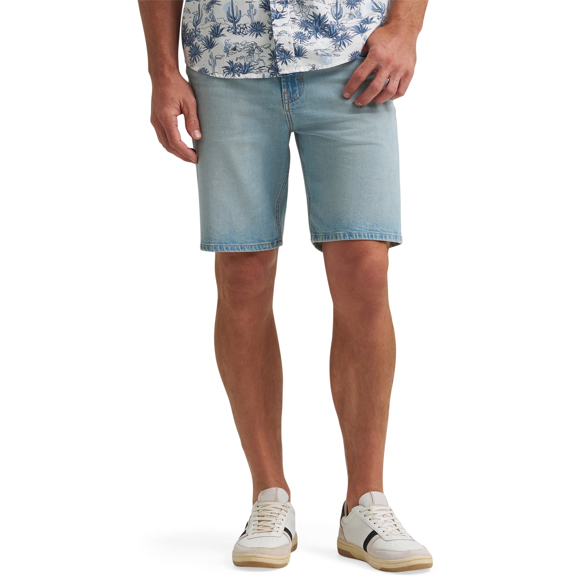 Wrangler® Men's Regular Fit Five Pocket Stretch Denim Short