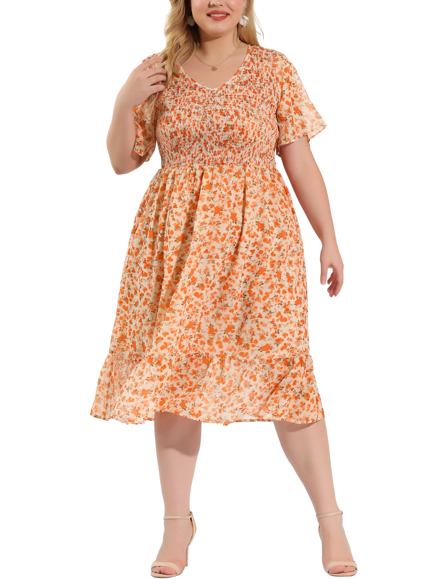 GRACE & GRANDEUR Robe Midi Évasée Élégante à Fleurs pour Femme Grande Taille, Smockée, Blanche 4X