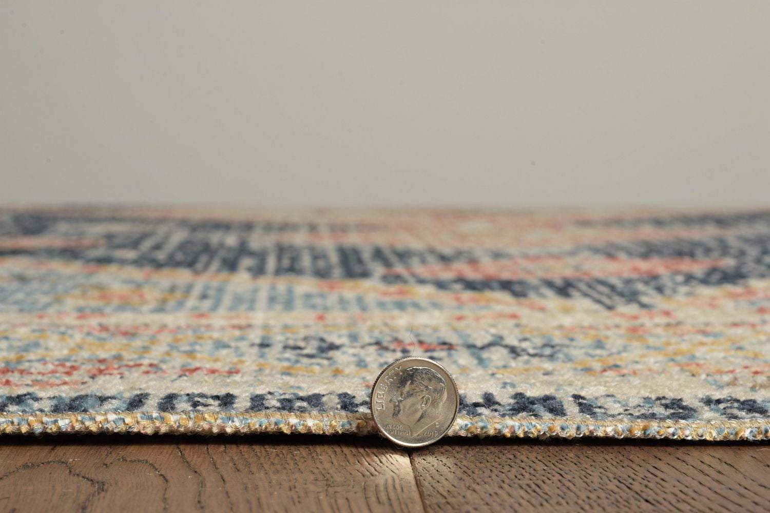 Tapis d'appoint Grand Zéro Harlon ivoire & bleu de 2 pi x 3 pi