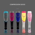 thumbnail image 2 of 6 Paires de Bas de Compression pour Femmes Hommes Circulation 20-30 mmHg Bas de Compression pour Course Infirmière Enflure Voyage Vol, 2 of 4