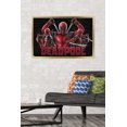 thumbnail image 3 of Marvel Deadpool et Wolverine - Deadpool, 3 of 4