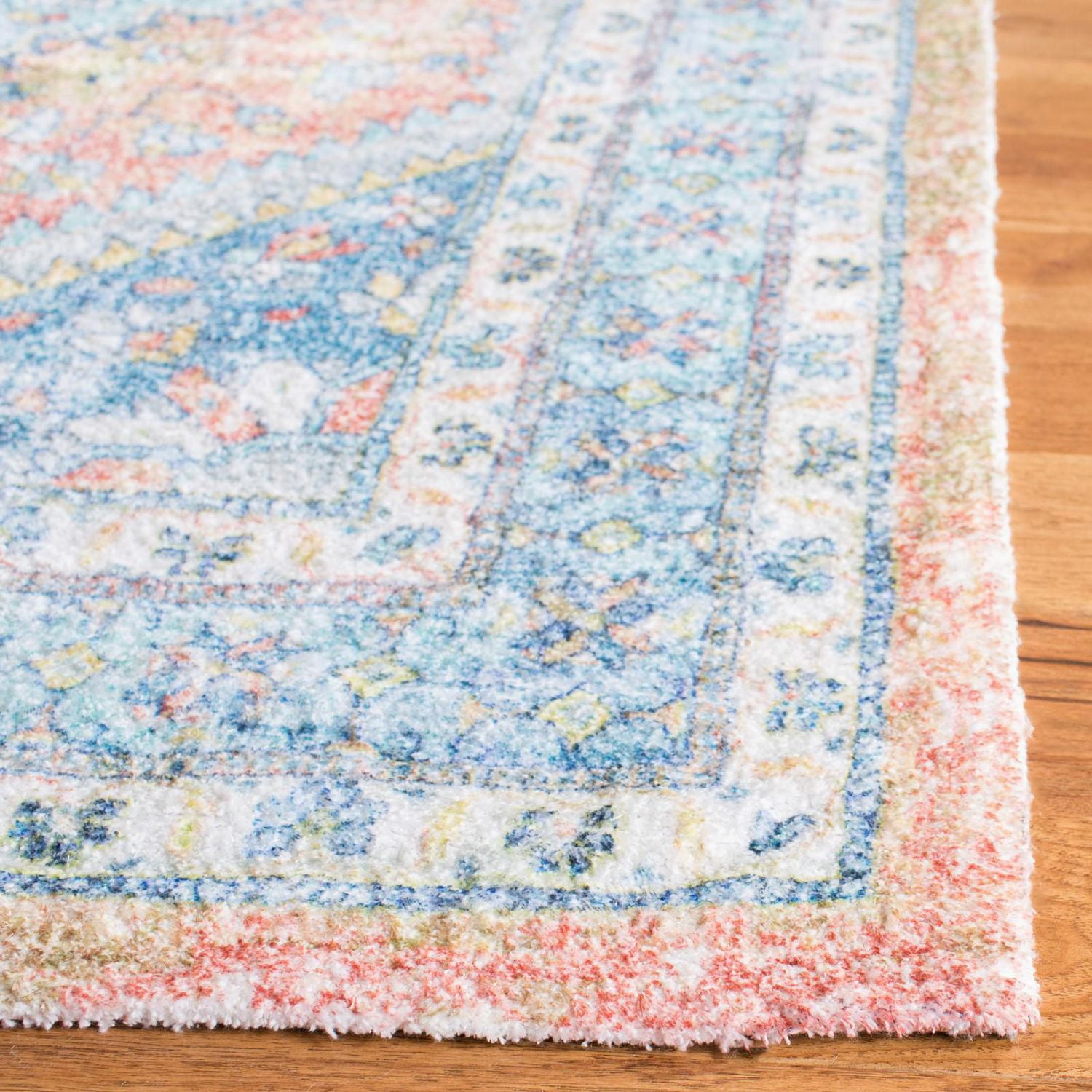 Safavieh Saffron Ethelbert Distressed Area Rug