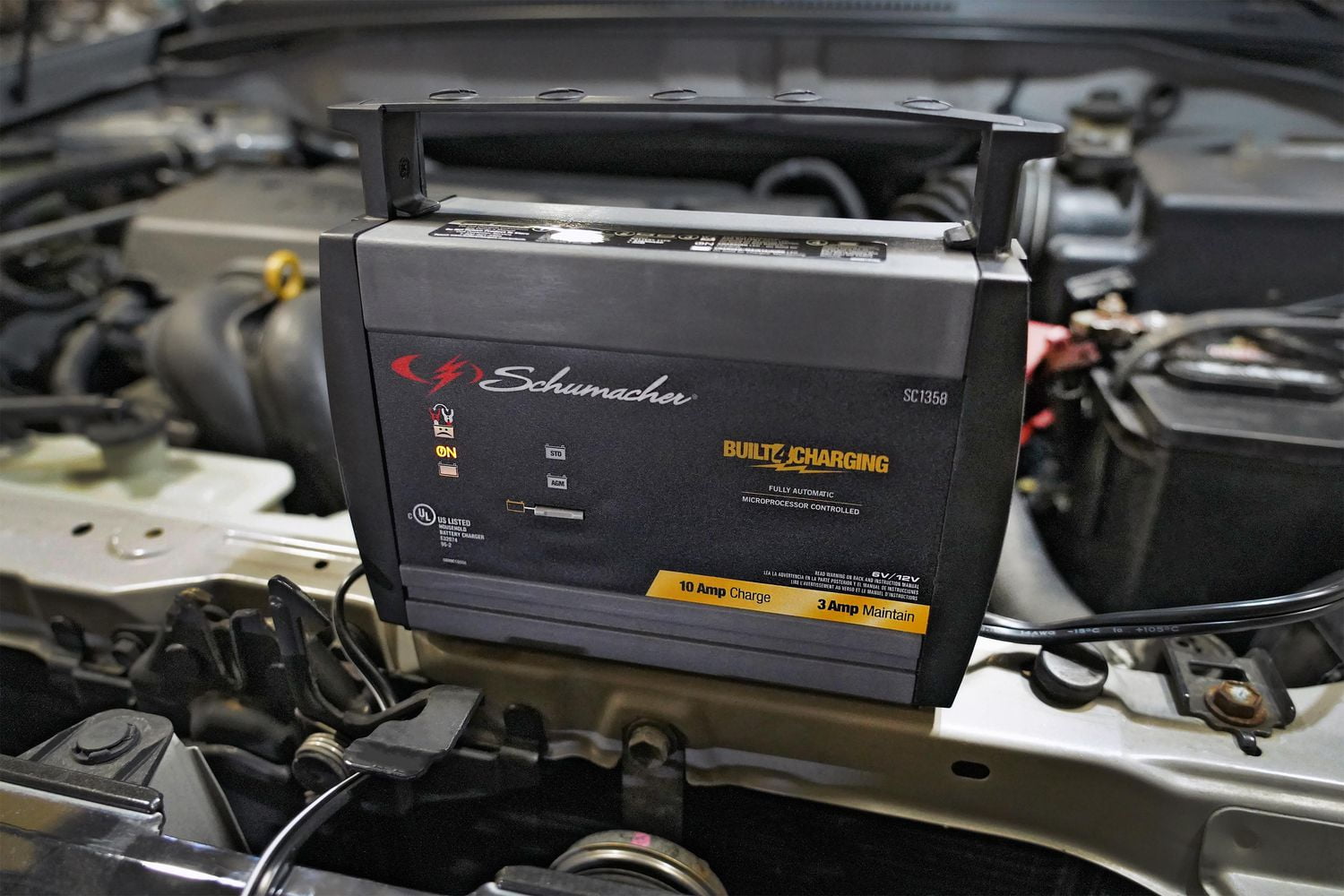 Schumacher Electric 10 Amp 3-in-1 Fully Automatic 6V/12V Car Battery Charger and Maintainer, SC1358