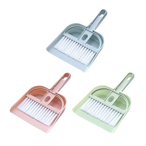 Mini Poêles avec brosse de nettoyage, Nécessité de nettoyage quotidien en plastique Mini Ensemble de poêlons, Mini Salle de bain et d'eau pour table, bureau, clavier, voitures G5S2