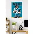 thumbnail image 3 of Jaguars de Jacksonville de la NFL - Trevor Lawrence 21, 3 of 4