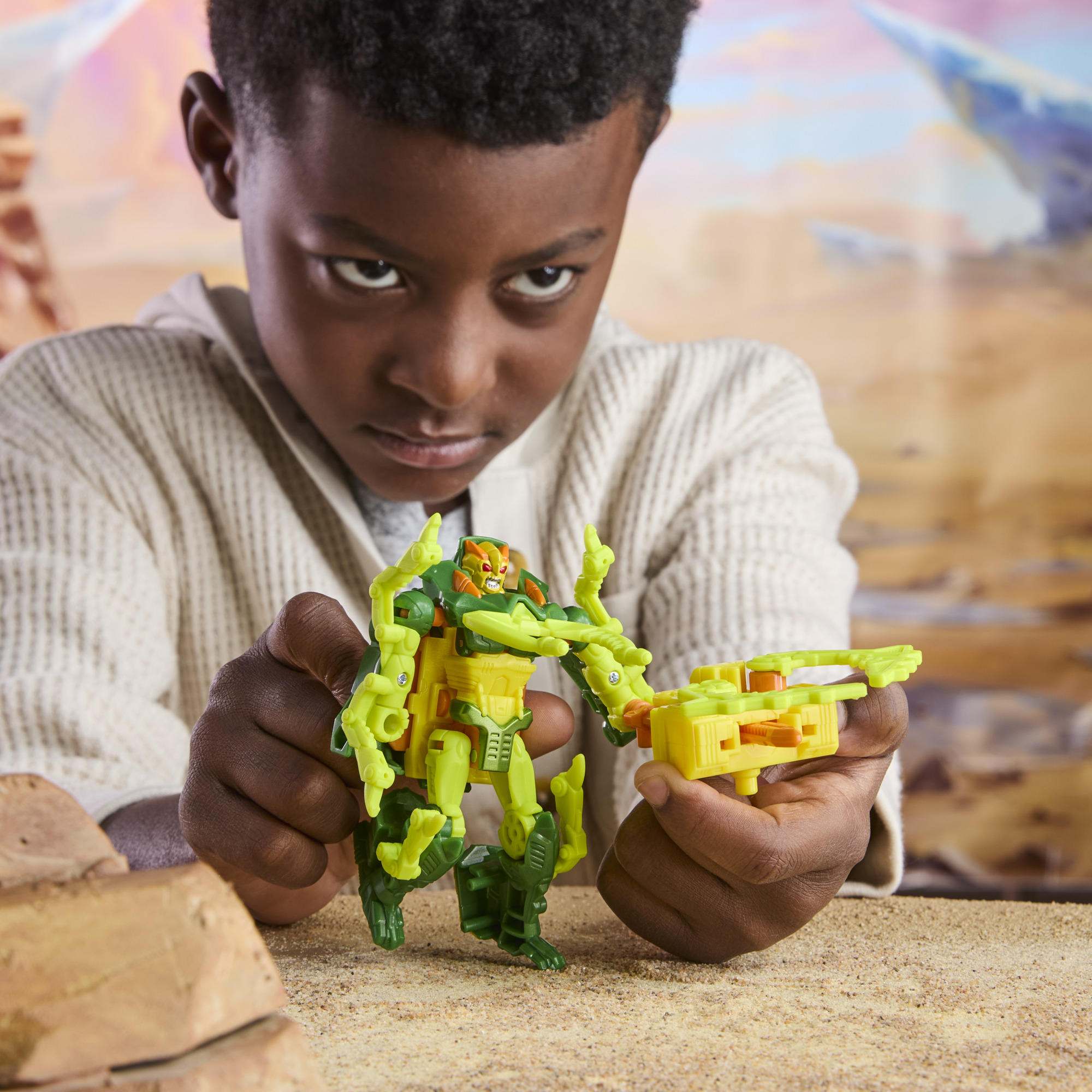 Transformers CYBERWORLD, figurine Cyber Changers Chop Shop en armure