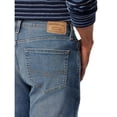 thumbnail image 2 of Levi Strauss Signature™ Men's Straight Fit Jeans, 2 of 6
