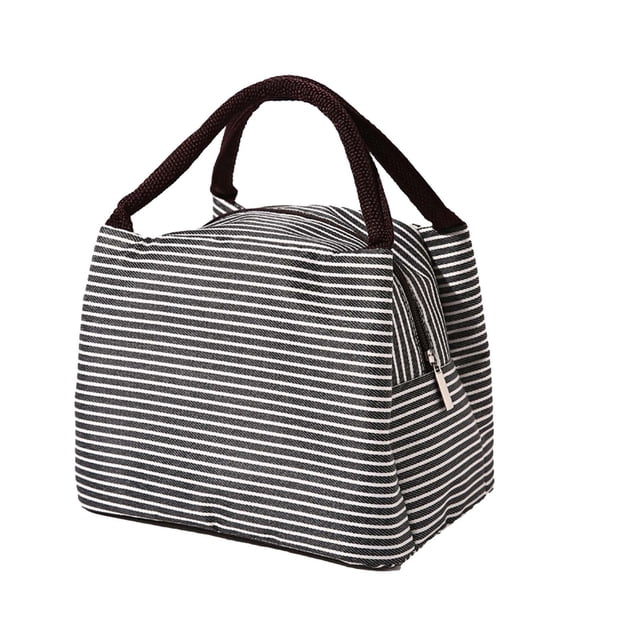 Sac à lunch Isolé pour Femmes, avec un design à Rayures Noires et Blanches en Matériau nylon durable et un Intérieur Spacieux. le Sac Mesure 9,05 X 5,90 X 6,29 Pouces et Comprend une Poignée Robuste et une Fermeture à Glissière. Idéal pour Transporter des Collations, des Boissons et des Contenants à lunch, Il Est Doublé d'Une Isolation en Aluminium Sans BPA pour Garder les Aliments Frais. Convient comme Fourre-Tout à lunch, Sac Isotherme Ou Sac de Pique-Nique.