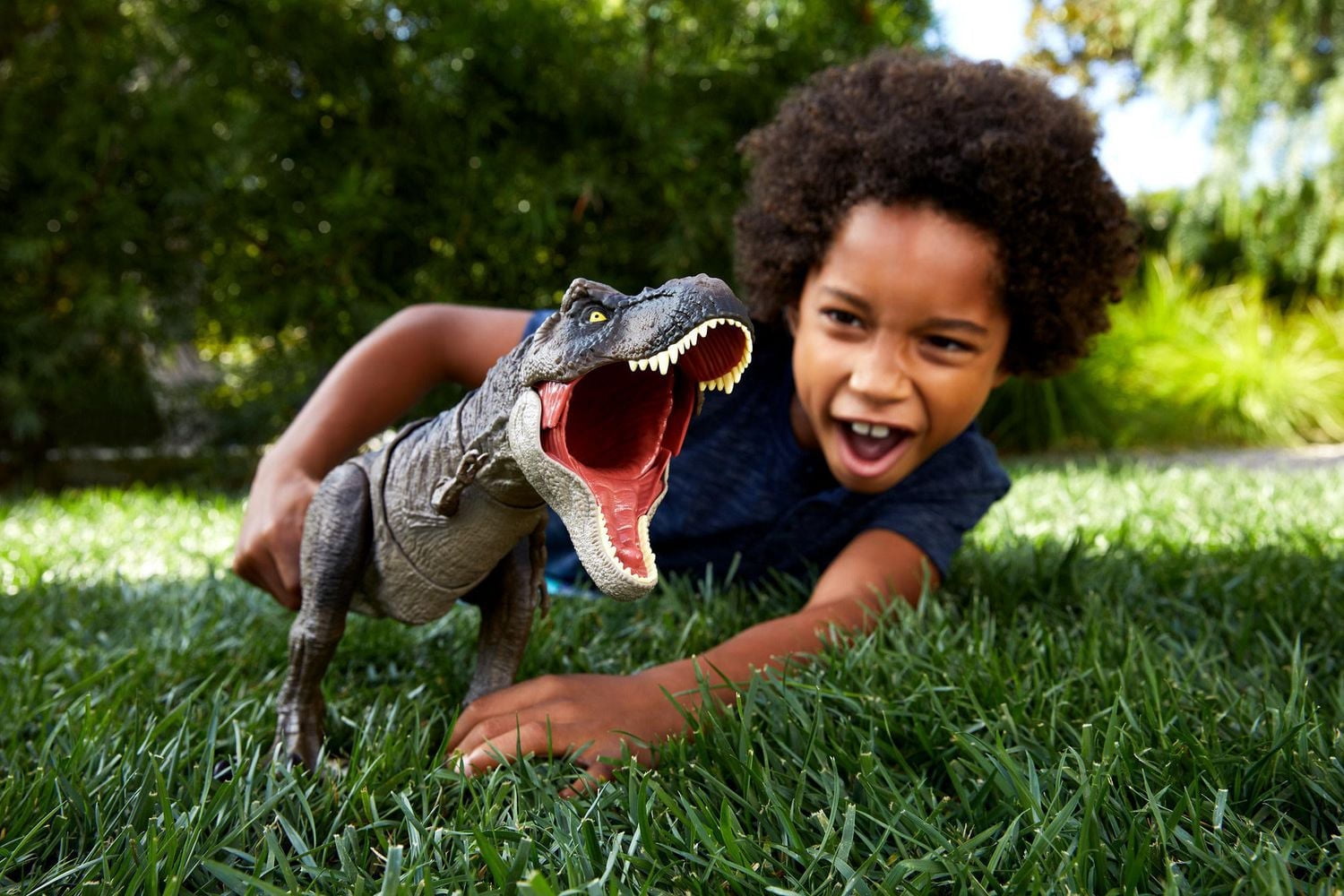 ​Jurassic World: Dominion Thrash ‘N Devour Tyrannosaurus Rex Dinosaur Figure