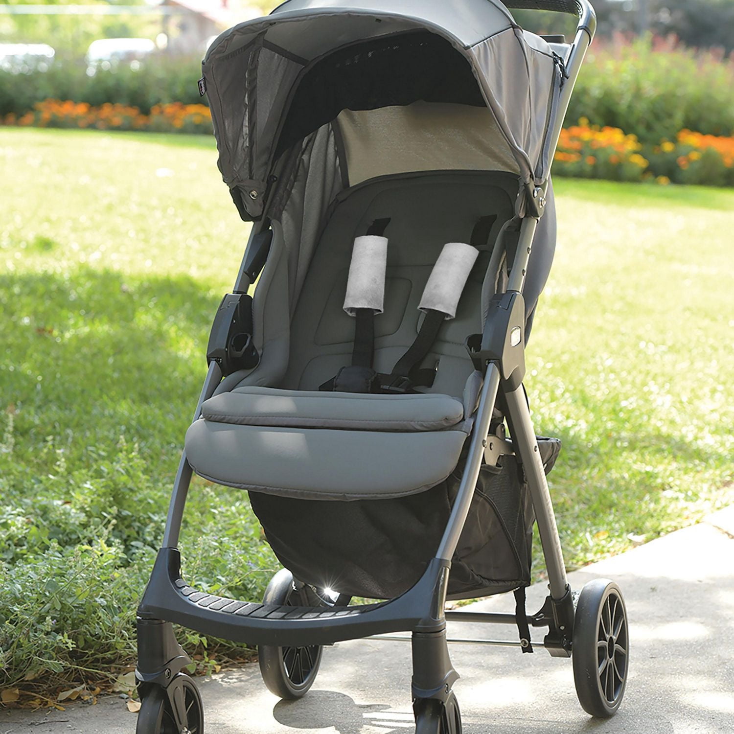 On The Goldbug Car Seat Strap Covers Reversible Grey