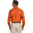 thumbnail image 4 of Harriton Chemise à Manches Longues en Sergé pour Hommes Easy blendTM avec Élimination des Taches, 4 of 4
