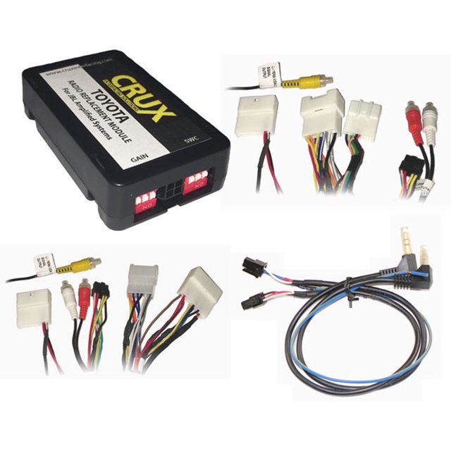 Remplacement de Radio CRUX avec Rétention d'Ampli SWC et JBL pour Toyota/Lexus 2003-2016. l'Image Montre le module d'Interface CRUX SWRTY-61J aux Côté de Divers Connecteurs et Harnais de Câblage. Conçu pour les Véhicules Lexus, Scion et Toyota, Il Conserve les Amplificateurs JBL Installés en Usine, les Commandes du Volant et l'Entrée audio Auxiliaire OEM. Comprend un Câblage Codé par Couleur EIA pour une installation Facile et Prend