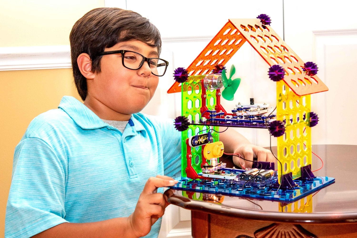 Snap Circuits® Science STEM Electronics MyHome Set (SCMYH7FR) Plus de 30 projets !