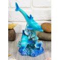 thumbnail image 1 of Statue de Dauphin Bleu Nageant Autour du Récif Corallien Monde Marin, 1 of 7