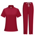 thumbnail image 1 of Ktyne Ensembles de Sarraus pour Femmes Rouge Uniforme d'Infirmière Extensible Haut de Sarrau à Manches Courtes et Pantalon Jogger Ensemble de Sarraus Uni avec Multiples Poches Bourgogne G, 1 of 3