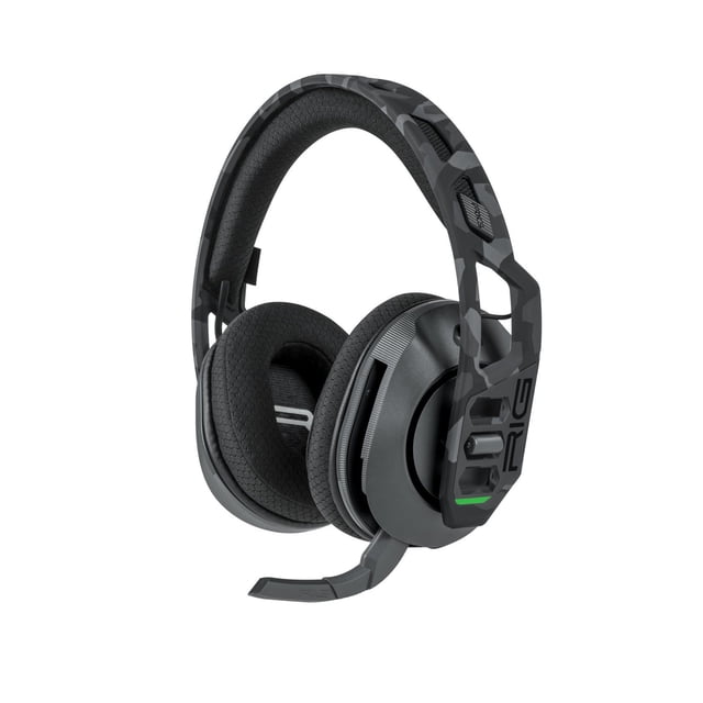 RIG 600 PRO HX Casque de Jeu Sans Fil Double avec Bluetooth pour Xbox Affiché dans une Vue Profil 3/4, avec un Serre-Tête Réglable à Motif Camouflage Noir et Gris, des Embouts en Tissu Respirant, un microphone à Boombon à Bascule pour Couper le Son, et un Cadran de Contrôle du volume sur l'Oreillette Droite pour des Jeux Sans Fil à Faible Latence.